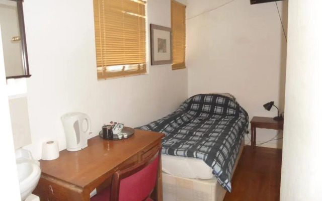Tourian Lounge Hotel