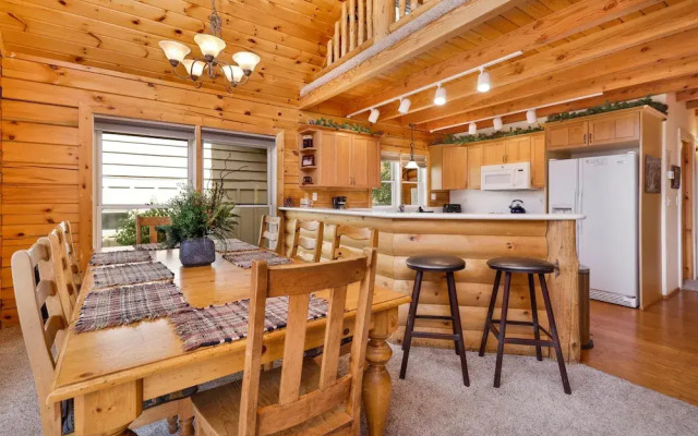Arktos Jewel-589 by Big Bear Vacations