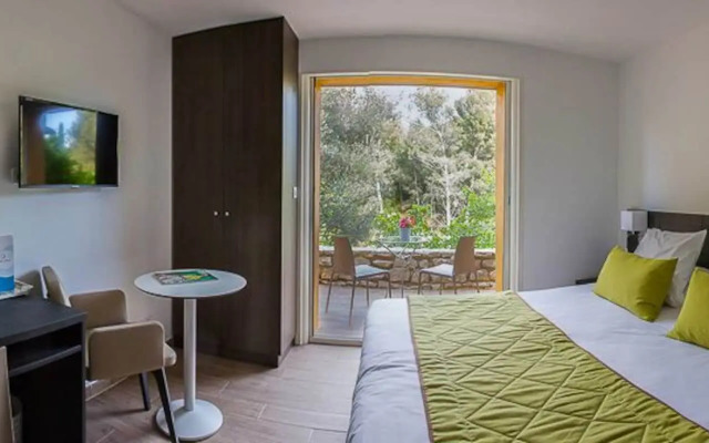 Hôtel Corniche du Liouquet