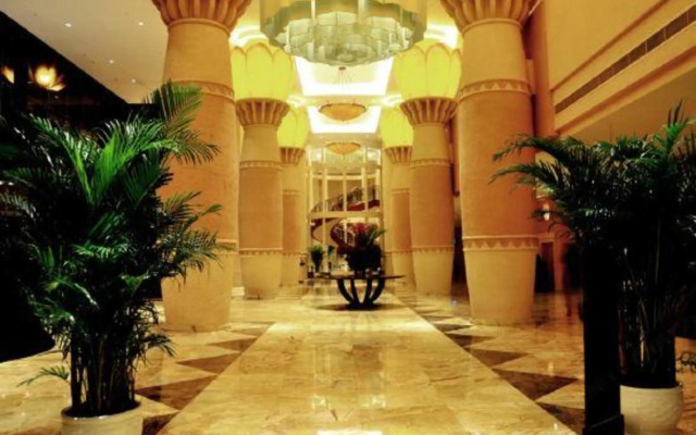 Rose Plaza Hotel
