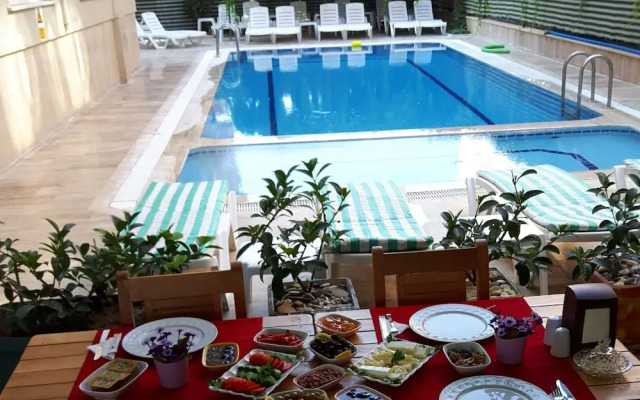 Elit Apart Hotel