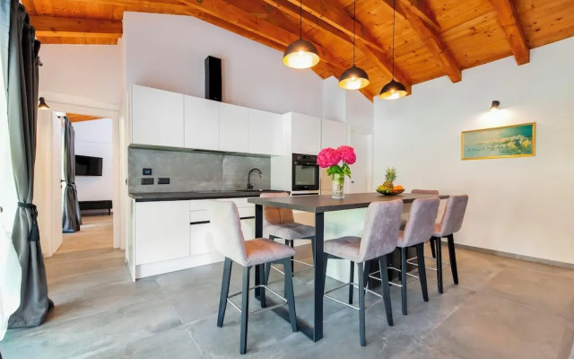 Holiday House La Gronda