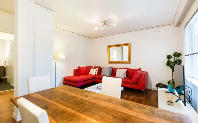 SELENA, 2BDR South Yarra Apartment