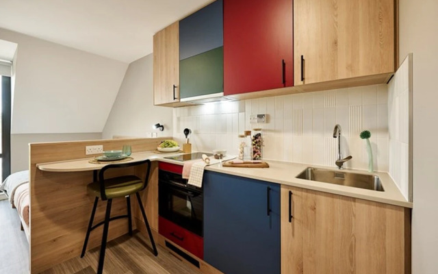 Modern Studios in BRIGHTON SK