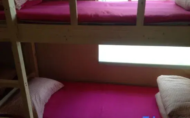 Xinya Youth Hostel