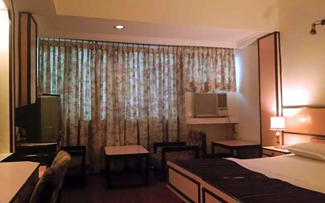 Hotel Rajmahal