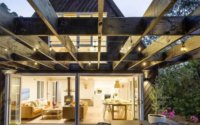 The Coast Country Cottage