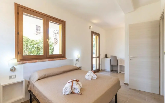 Apartment With Exclusive Swimming Pool