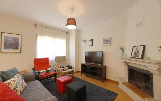 FLH Gaia Valadares Comfy Apartment