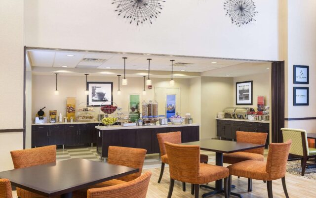 Hampton Inn & Suites Philadelphia Montgomeryville