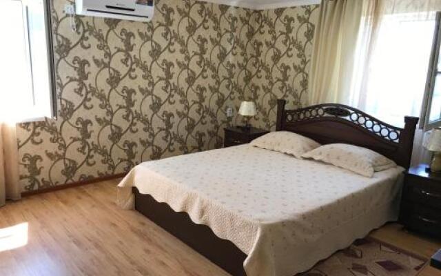 Guest House on Mira Street