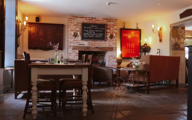 The Bell at Broadway