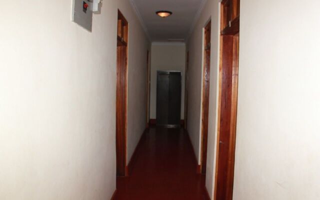 The Pink Daisy Bed and Breakfast