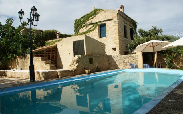 Villa Laina