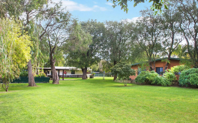 Sandy Bay Holiday Park