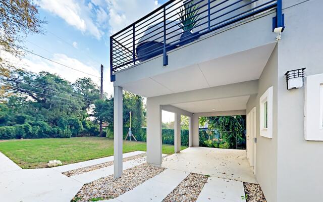 Kulhman Home 3 Bedrooms 2.5 Bathrooms Home