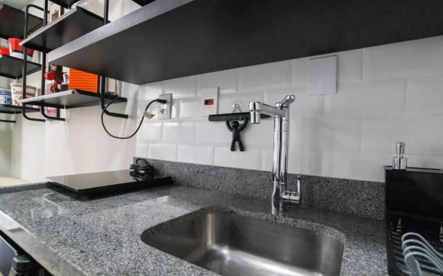 BHomy Bela Vista Moderno com varanda Y804B