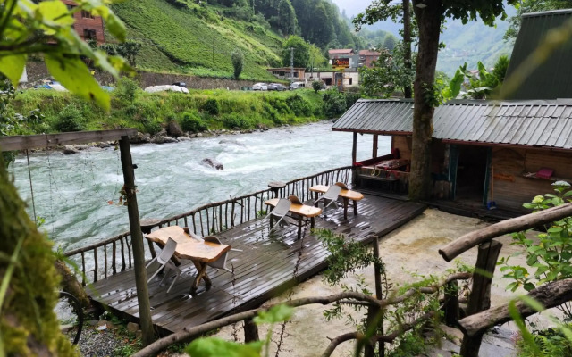 Tabiat Bungalows