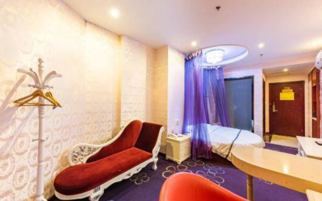 Borrman Hotel (Daye Qinglongshan Park Diaoyudao)