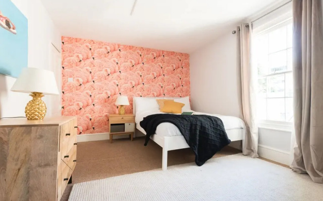 The Saint Giles Haunt - Bright & Central 3bdr Georgian Townhouse