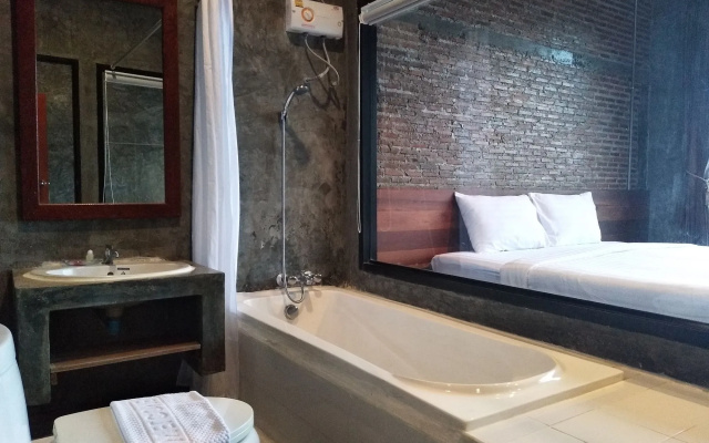 One Four Seven Hotel & Snooker Bar