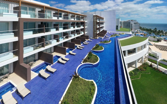 Royalton Splash Riviera Cancun, An Autograph Collection All-Inclusive Resort