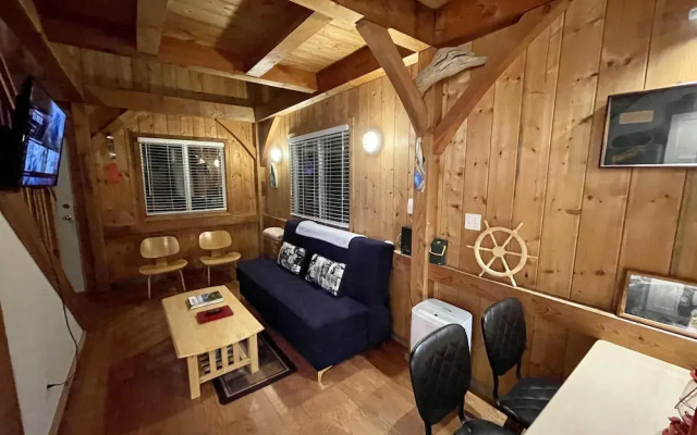 Black Bear Cottage
