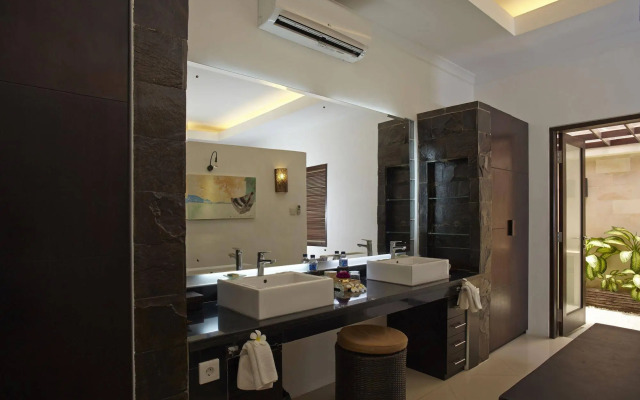 The Maya Seminyak Villas