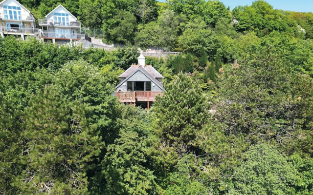 The Gatehouse - 2 Bedroom Apartment - Pendine