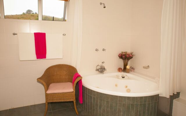 Headlands House Guest Lodge