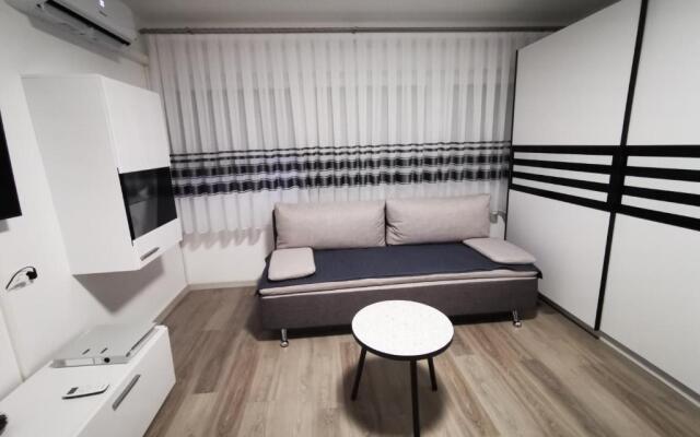 Ema Studio Apartman