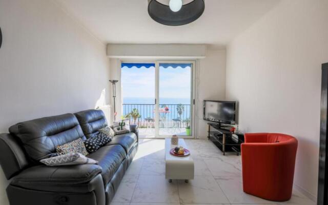 TAMARIS AP4206 By Riviera Holiday Homes