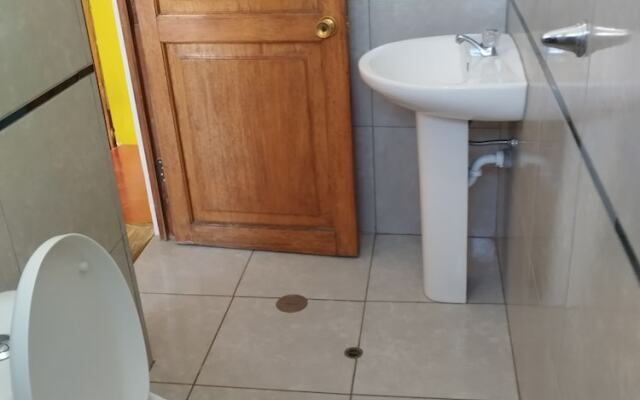 Zarate's Hostel