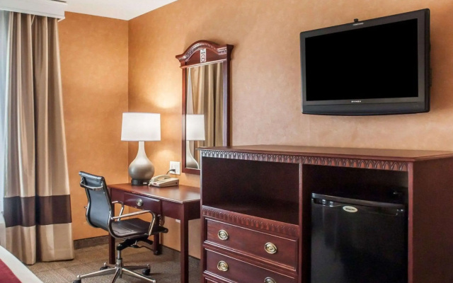 Quality Inn Near Walden Galleria Mall