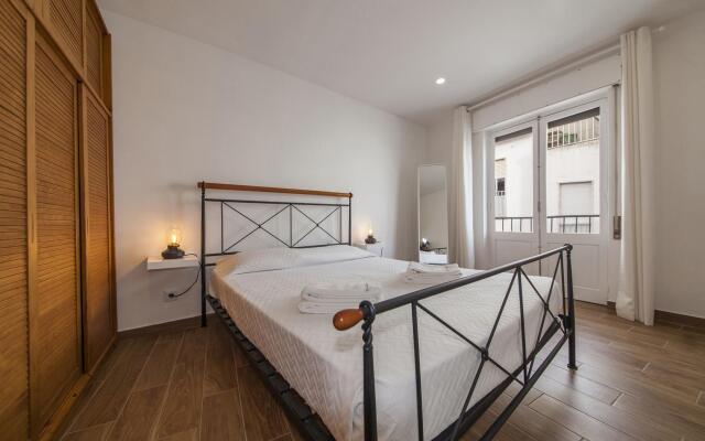 A37 - Casa Alferes in Downtown Lagos