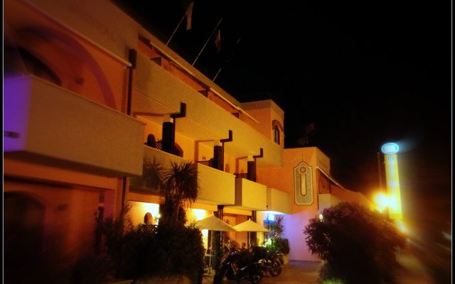 Mistral Hotel