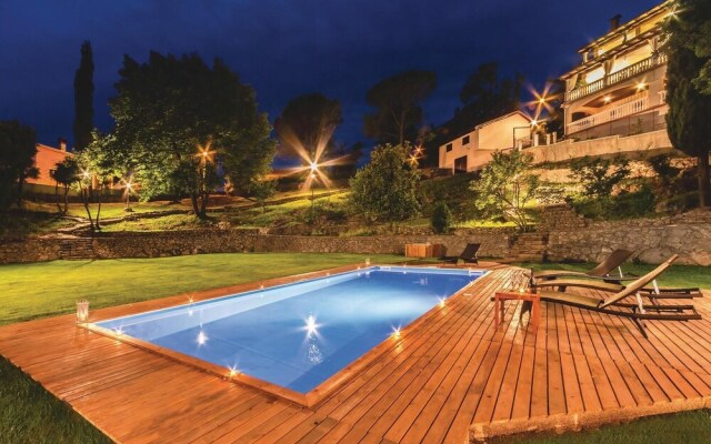 Nice Home in Matulji With Wifi and 4 Bedrooms