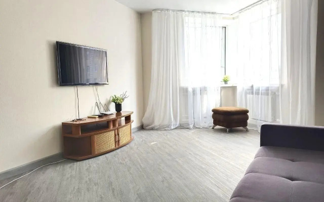 Apartments on Zaparina 87