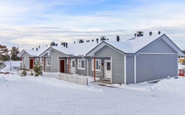 House  Inari