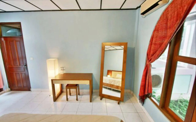 OYO 3923 Villa Puri Royan