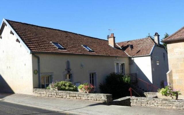 Gîte Perrancey-les-Vieux-Moulins, 3 pièces, 4 personnes - FR-1-611-22