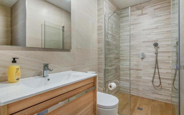 Triana Flat, 3mn from plaza de Cuba