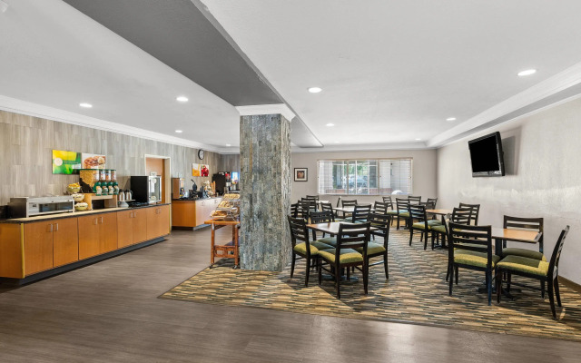Quality Inn & Suites Denver International Airport