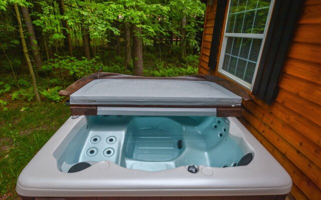 Knotty Pines 3 Bedroom House