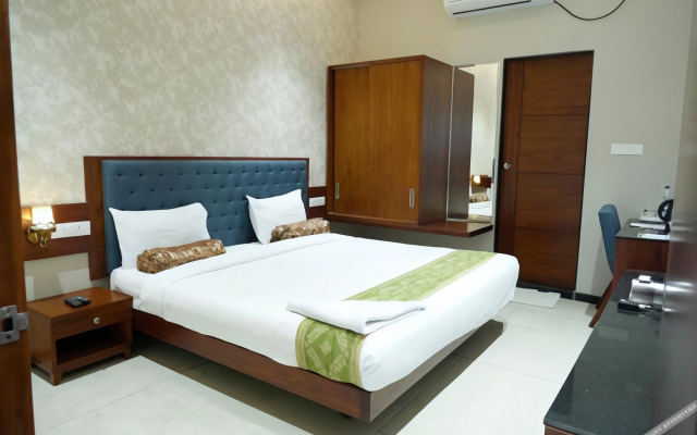 Lumbinis Grand Hotel