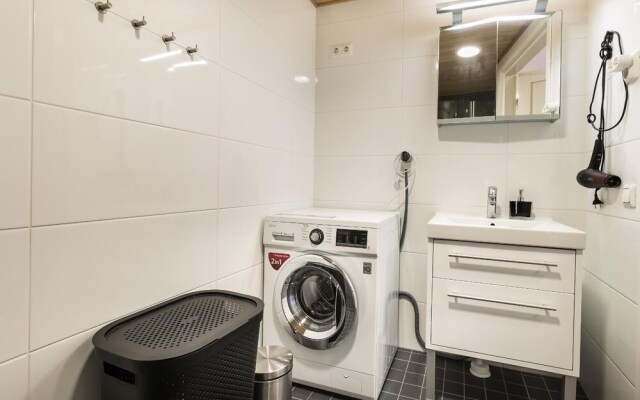 Go Happy Home Apartment Mikonkatu 11