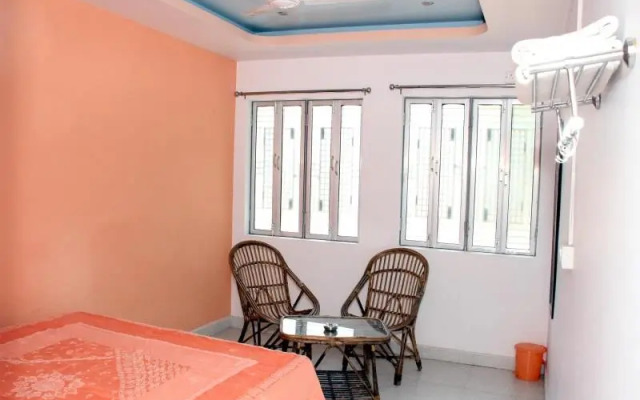 Ganga Love Luxe Guest House