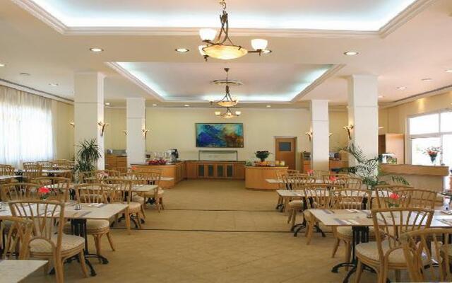 Cynthiana Beach Hotel