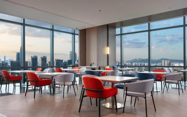 Holiday Inn Express Shenzhen Futian Center by IHG