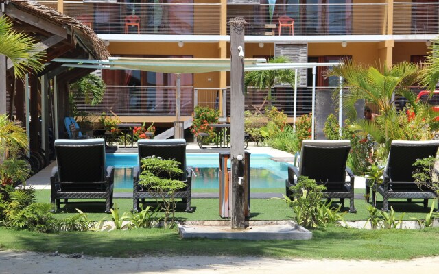 Reef Beach Resort